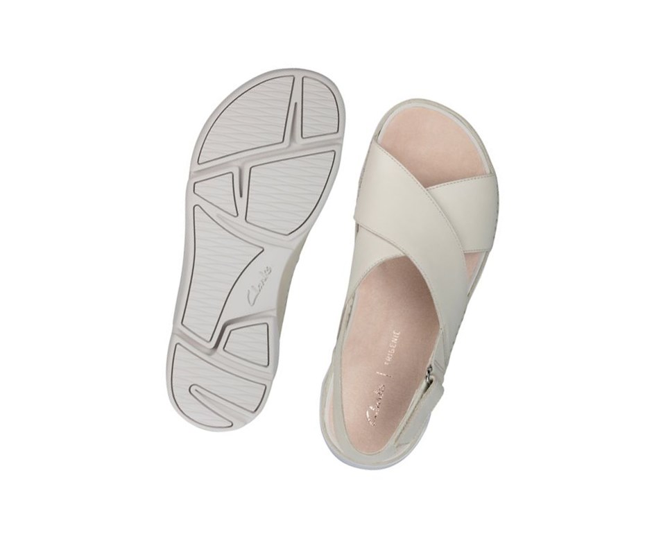 Sandalias Planas Clarks Tri Alexia Cuero Mujer Blancas | OANF-29547