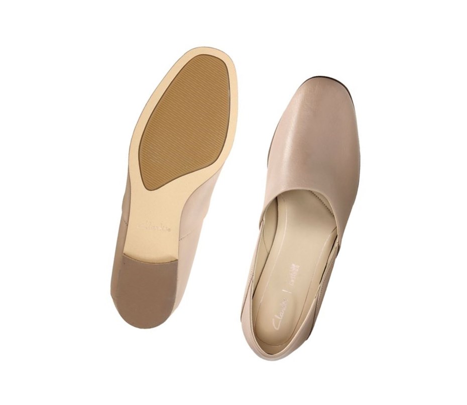 Zapatos Slip On Clarks Pure Tone Cuero Mujer Arena | NEOM-75203